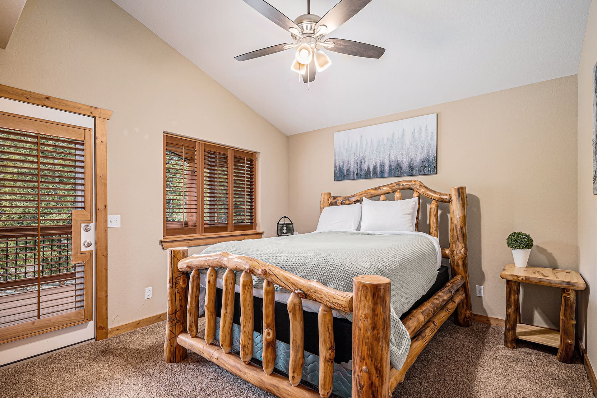 Bedroom 3 with a queen rustic log bed